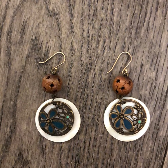 Lucky Brand vintage woman’s Earrings - Picture 3 of 3